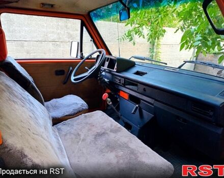 Помаранчевий Фольксваген Transporter, об'ємом двигуна 2.1 л та пробігом 500 тис. км за 1350 $, фото 4 на Automoto.ua