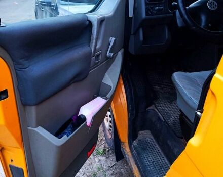 Оранжевый Фольксваген Transporter, объемом двигателя 2.5 л и пробегом 0 тыс. км за 3500 $, фото 2 на Automoto.ua