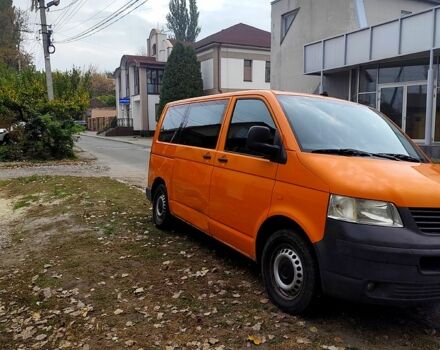 Помаранчевий Фольксваген Transporter, об'ємом двигуна 2.5 л та пробігом 330 тис. км за 9000 $, фото 1 на Automoto.ua