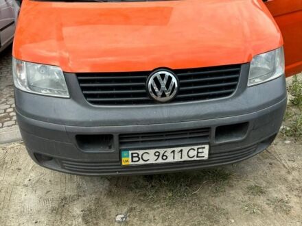 Фольксваген Transporter 2006 в Львове на Automoto.ua Оранжевый Фольксваген Transporter, объемом двигателя 1 л и пробегом 350 тыс. км за 6500 $, фото 1 на Automoto.ua
