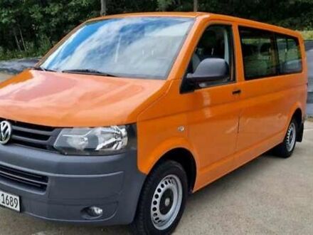 Оранжевый Фольксваген Transporter, объемом двигателя 2 л и пробегом 272 тыс. км за 9000 $, фото 1 на Automoto.ua