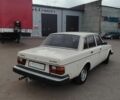 Белый Вольво 240, объемом двигателя 0 л и пробегом 350 тыс. км за 800 $, фото 4 на Automoto.ua