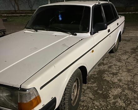 Белый Вольво 240, объемом двигателя 2 л и пробегом 2 тыс. км за 700 $, фото 1 на Automoto.ua