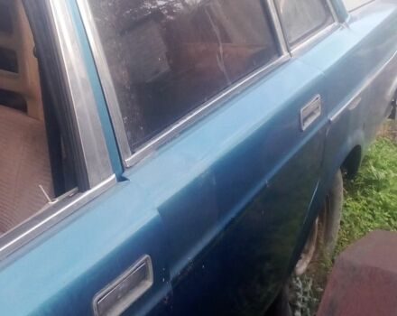 Синий Вольво 240, объемом двигателя 2 л и пробегом 450 тыс. км за 607 $, фото 1 на Automoto.ua