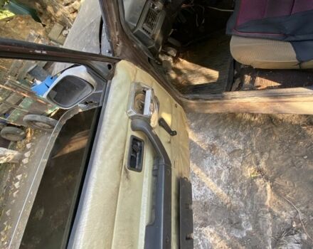 Коричневый Вольво 244, объемом двигателя 2 л и пробегом 219 тыс. км за 480 $, фото 5 на Automoto.ua