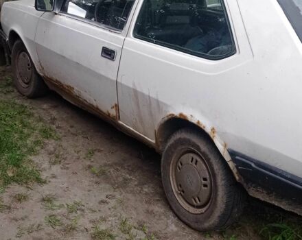 Білий Вольво 340, об'ємом двигуна 0 л та пробігом 40 тис. км за 500 $, фото 5 на Automoto.ua