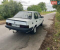 Белый Вольво 340, объемом двигателя 1.7 л и пробегом 329 тыс. км за 613 $, фото 3 на Automoto.ua