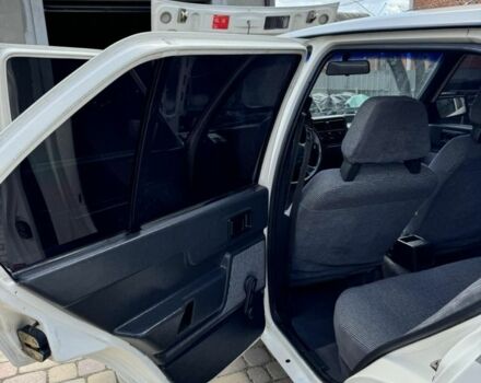 Белый Вольво 340, объемом двигателя 1.6 л и пробегом 235 тыс. км за 2100 $, фото 5 на Automoto.ua