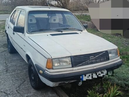 Вольво 340 1984 в Запорожье на Automoto.ua Белый Вольво 340, объемом двигателя 2 л и пробегом 999 тыс. км за 500 $, фото 1 на Automoto.ua