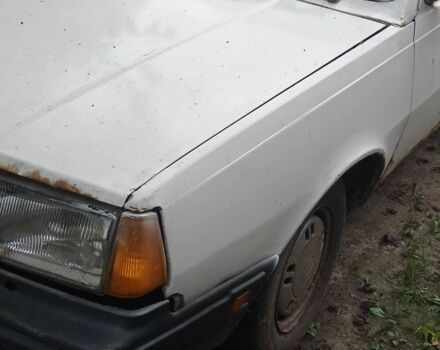 Белый Вольво 340, объемом двигателя 0 л и пробегом 40 тыс. км за 500 $, фото 1 на Automoto.ua