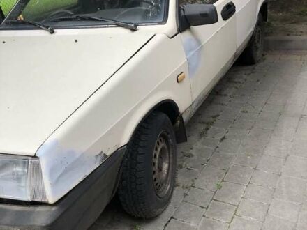 Белый Вольво 340, объемом двигателя 1.3 л и пробегом 100 тыс. км за 900 $, фото 1 на Automoto.ua