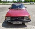 Красный Вольво 340, объемом двигателя 2 л и пробегом 200 тыс. км за 1000 $, фото 1 на Automoto.ua