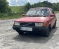 Червоний Вольво 340, об'ємом двигуна 1.6 л та пробігом 250 тис. км за 750 $, фото 1 на Automoto.ua