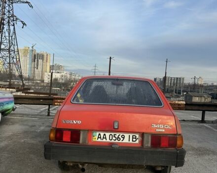 Красный Вольво 340, объемом двигателя 1.4 л и пробегом 215 тыс. км за 496 $, фото 2 на Automoto.ua