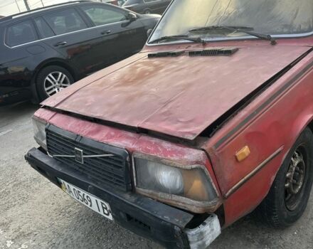 Красный Вольво 340, объемом двигателя 1.4 л и пробегом 215 тыс. км за 496 $, фото 4 на Automoto.ua