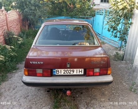 Красный Вольво 340, объемом двигателя 1.7 л и пробегом 2 тыс. км за 846 $, фото 3 на Automoto.ua