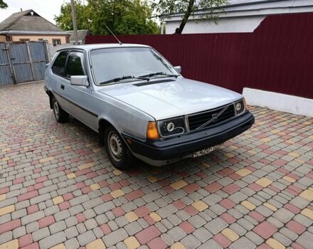 Серый Вольво 340, объемом двигателя 2 л и пробегом 240 тыс. км за 1000 $, фото 1 на Automoto.ua
