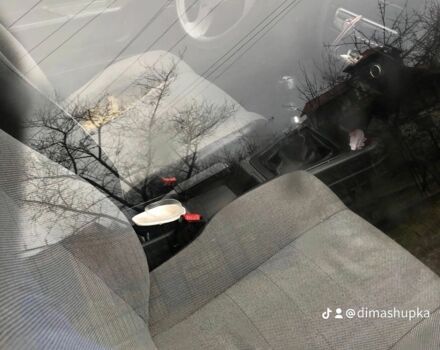 Сірий Вольво 340, об'ємом двигуна 1.4 л та пробігом 3 тис. км за 714 $, фото 2 на Automoto.ua