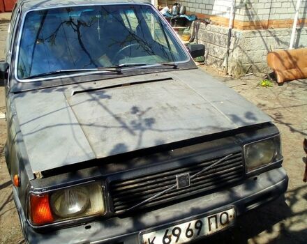 Серый Вольво 340, объемом двигателя 1.4 л и пробегом 150 тыс. км за 380 $, фото 1 на Automoto.ua