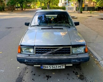 Сірий Вольво 340, об'ємом двигуна 1.4 л та пробігом 0 тис. км за 550 $, фото 1 на Automoto.ua