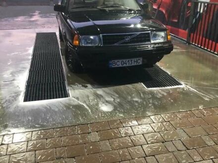 Вольво 340 1988 в Мостисках на Automoto.ua Серый Вольво 340, объемом двигателя 1.4 л и пробегом 350 тыс. км за 714 $, фото 1 на Automoto.ua