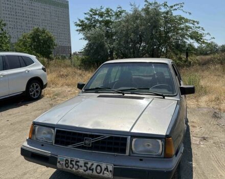 Серый Вольво 340, объемом двигателя 2 л и пробегом 999 тыс. км за 600 $, фото 1 на Automoto.ua