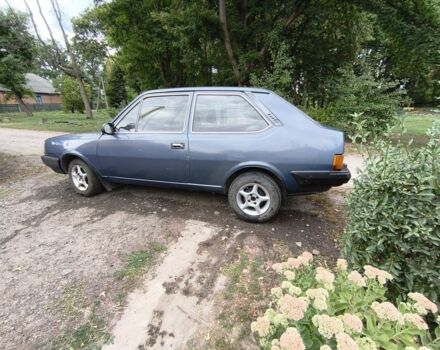 Синий Вольво 340, объемом двигателя 0 л и пробегом 277 тыс. км за 435 $, фото 3 на Automoto.ua