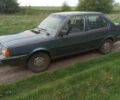 Синий Вольво 340, объемом двигателя 0 л и пробегом 1000 тыс. км за 550 $, фото 1 на Automoto.ua