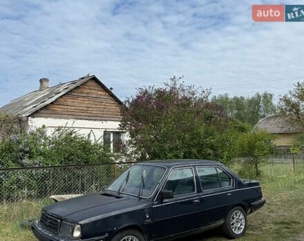Синий Вольво 340, объемом двигателя 1.7 л и пробегом 314 тыс. км за 683 $, фото 1 на Automoto.ua