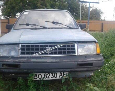 Синий Вольво 340, объемом двигателя 1.4 л и пробегом 331 тыс. км за 315 $, фото 1 на Automoto.ua