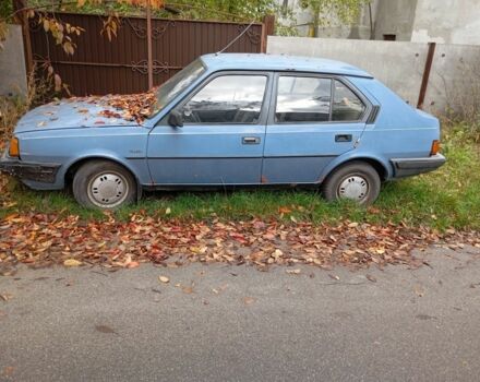 Синий Вольво 340, объемом двигателя 1.4 л и пробегом 140 тыс. км за 384 $, фото 1 на Automoto.ua