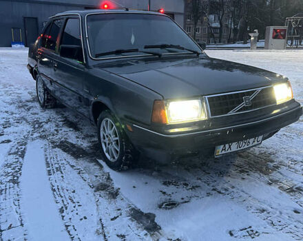 Сірий Вольво 360, об'ємом двигуна 2 л та пробігом 200 тис. км за 1354 $, фото 12 на Automoto.ua