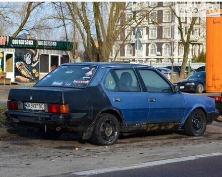 Синий Вольво 360, объемом двигателя 2 л и пробегом 300 тыс. км за 700 $, фото 3 на Automoto.ua