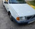 Белый Вольво 440, объемом двигателя 1.8 л и пробегом 200 тыс. км за 1100 $, фото 4 на Automoto.ua