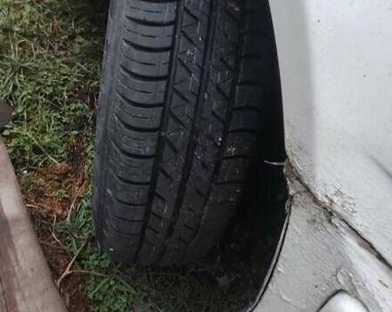 Белый Вольво 440, объемом двигателя 1.7 л и пробегом 395 тыс. км за 352 $, фото 9 на Automoto.ua