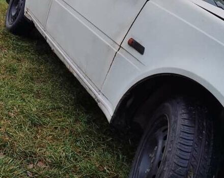 Белый Вольво 440, объемом двигателя 1.7 л и пробегом 395 тыс. км за 352 $, фото 6 на Automoto.ua