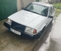 Білий Вольво 440, об'ємом двигуна 1.7 л та пробігом 360 тис. км за 1600 $, фото 1 на Automoto.ua