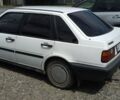 Белый Вольво 440, объемом двигателя 1.7 л и пробегом 171 тыс. км за 1600 $, фото 1 на Automoto.ua