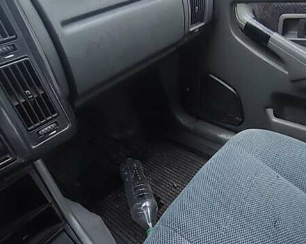 Белый Вольво 440, объемом двигателя 1.7 л и пробегом 395 тыс. км за 352 $, фото 12 на Automoto.ua