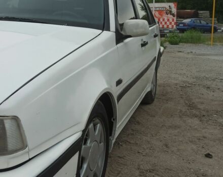 Білий Вольво 440, об'ємом двигуна 1.8 л та пробігом 266 тис. км за 1200 $, фото 2 на Automoto.ua