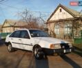 Белый Вольво 440, объемом двигателя 1.8 л и пробегом 302 тыс. км за 899 $, фото 1 на Automoto.ua