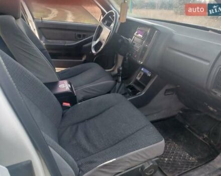 Белый Вольво 440, объемом двигателя 1.8 л и пробегом 272 тыс. км за 800 $, фото 15 на Automoto.ua