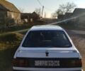 Белый Вольво 440, объемом двигателя 1.8 л и пробегом 302 тыс. км за 899 $, фото 4 на Automoto.ua