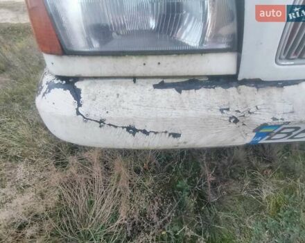 Белый Вольво 440, объемом двигателя 1.8 л и пробегом 272 тыс. км за 800 $, фото 12 на Automoto.ua