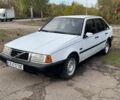 Білий Вольво 440, об'ємом двигуна 1.8 л та пробігом 100 тис. км за 651 $, фото 1 на Automoto.ua