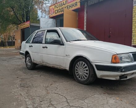 Белый Вольво 440, объемом двигателя 1.7 л и пробегом 3 тыс. км за 547 $, фото 5 на Automoto.ua