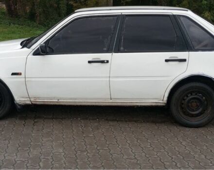 Білий Вольво 440, об'ємом двигуна 1.8 л та пробігом 275 тис. км за 650 $, фото 2 на Automoto.ua
