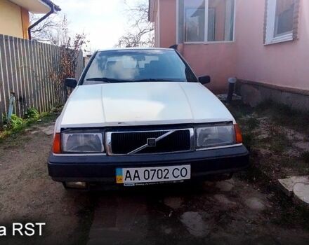 Белый Вольво 440, объемом двигателя 1.7 л и пробегом 0 тыс. км за 500 $, фото 3 на Automoto.ua