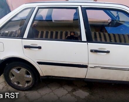 Белый Вольво 440, объемом двигателя 1.7 л и пробегом 0 тыс. км за 500 $, фото 1 на Automoto.ua