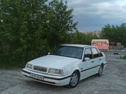 Вольво 440 1990 в Каменское - Днепродзержинск на Automoto.ua Белый Вольво 440, объемом двигателя 1.8 л и пробегом 266 тыс. км за 1200 $, фото 1 на Automoto.ua